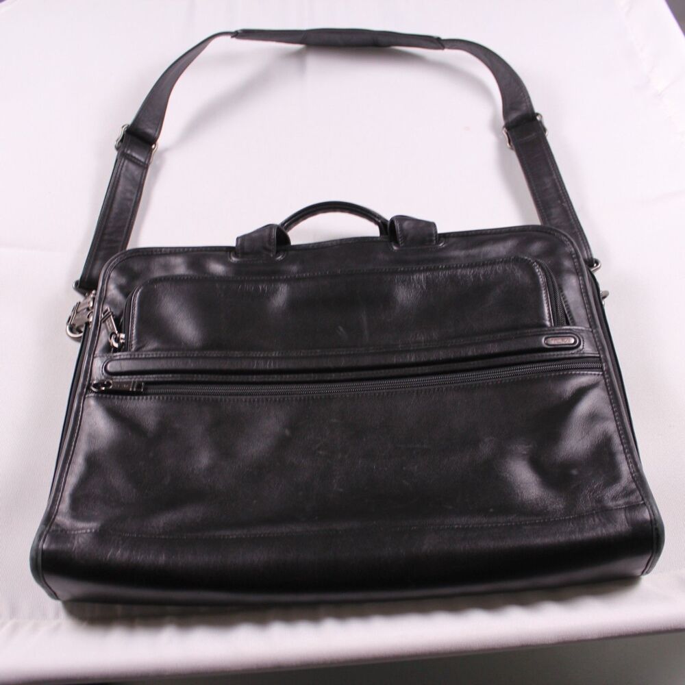 Tumi 96111D4 Black Genuine Leather Business Briefcase Laptop Bag Great Condition